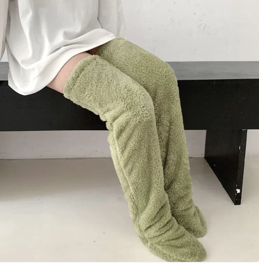 Groene Fuzzy Thigh High Sokken - Diverse Kleuren