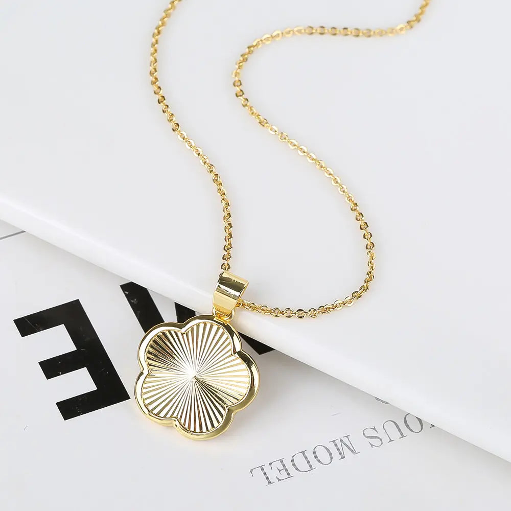 Goudkleurige Ketting met Bloemetje - Diverse Kleuren